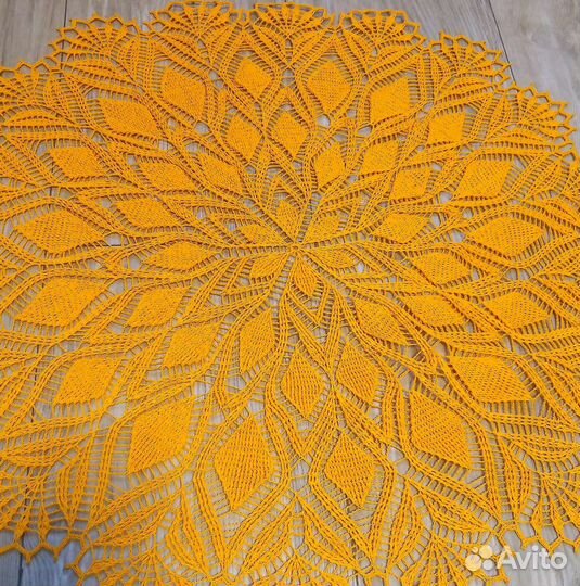 Скатерть круглая вязаная