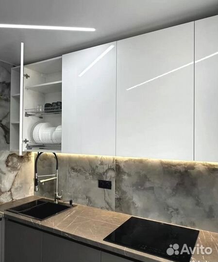 Кухонный гарнитур на заказ от фабрики