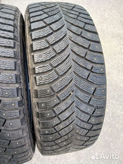 Michelin X-Ice North 4 235/55 R17