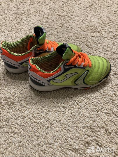 Футбольные бутсы для зала детские