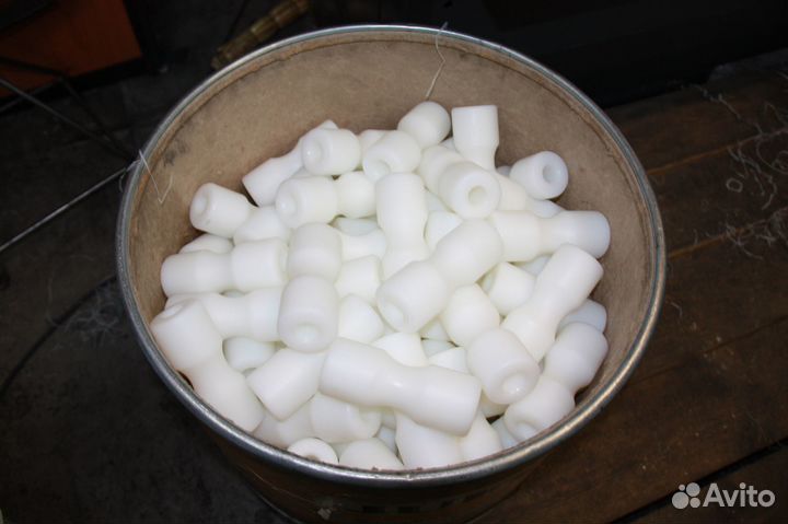 Втулки, шестеренки из капролона (полиамида-6)