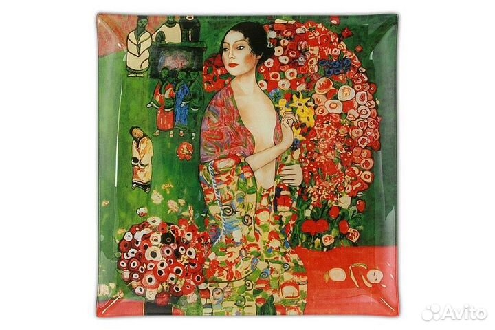 Тарелка квадратная