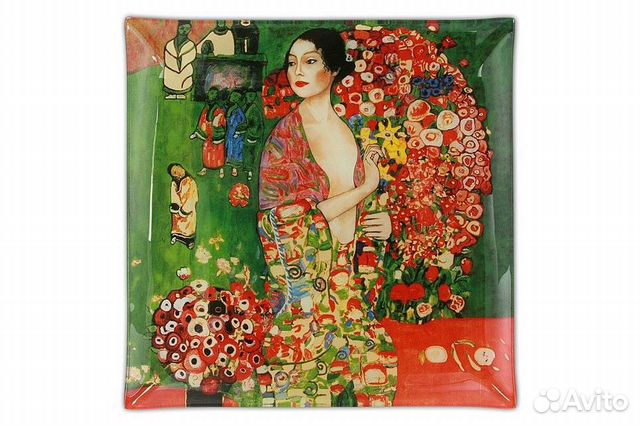 Тарелка квадратная