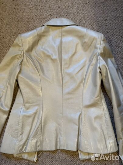 Кожаный пиджак женский перламутровый s