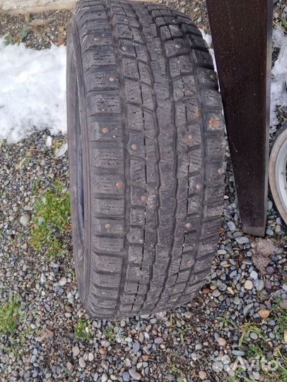 Dunlop SP Winter Ice 01 20.5/65 R15