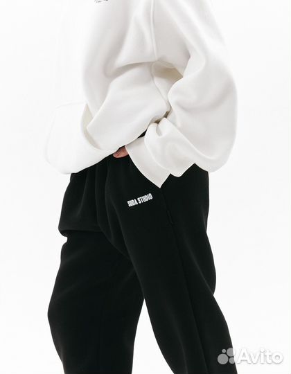 Спортивные штаны