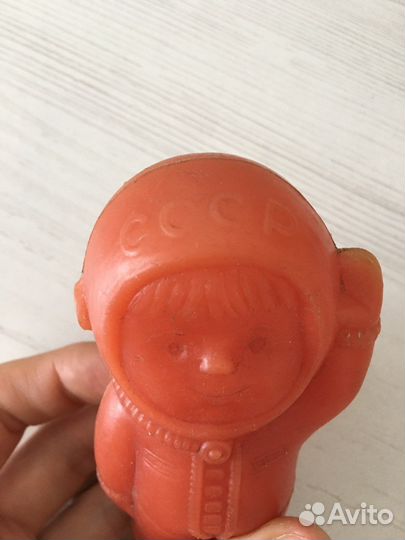 Игрушка Космонавт СССР