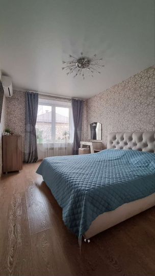 2-к. квартира, 67 м², 2/5 эт.