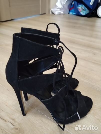 Босоножки женские 38 размер