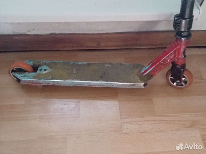 Трюковой самокат