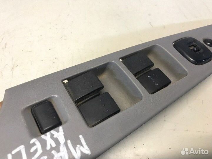 Блок управления стеклоподъемниками Mazda Axela