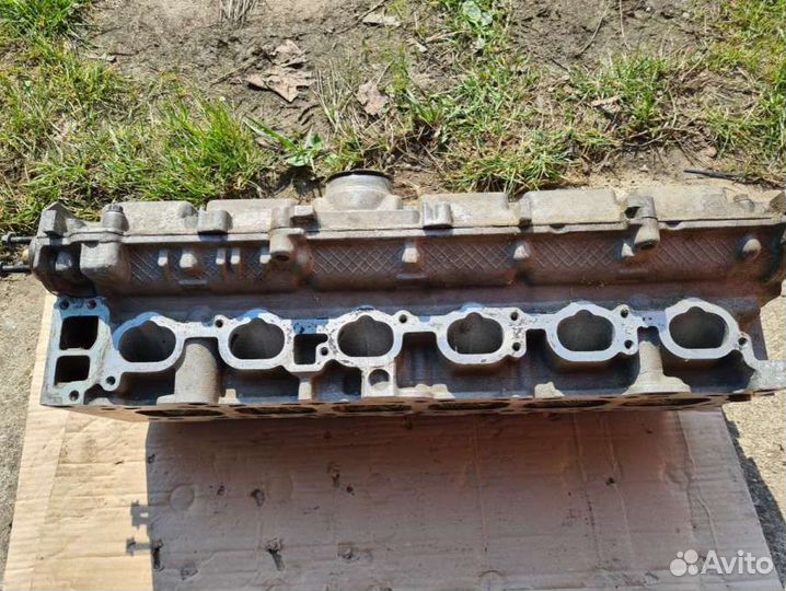 Головка блока цилиндров Volvo 850