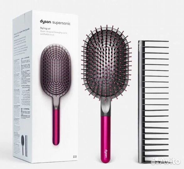 Набор фирменных расчесок Dyson