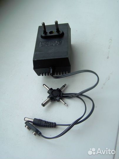 Блок питания Кварц бп-1, 9В/70мА; СССР