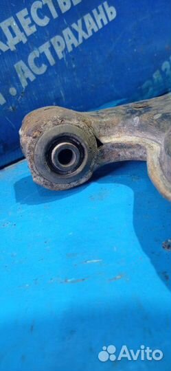 Передний правый рычаг Opel Zafira A минивен Z18XE