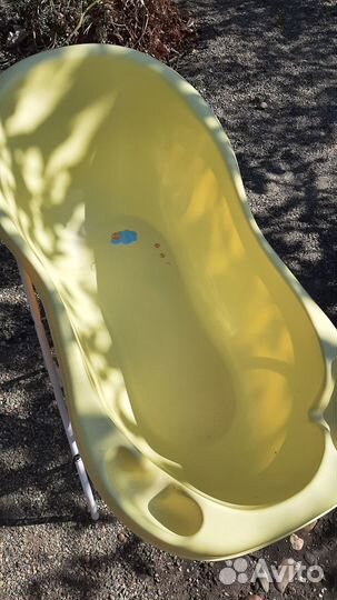Ванночка для купания с подставкой