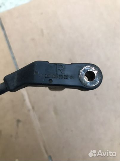 Датчик износа колодок Мерседес W124(1013)