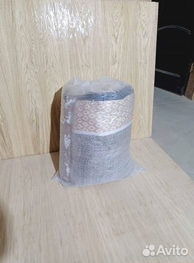 Двухъярусные металлические кровати