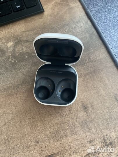 Samsung galaxy buds 2 кейс