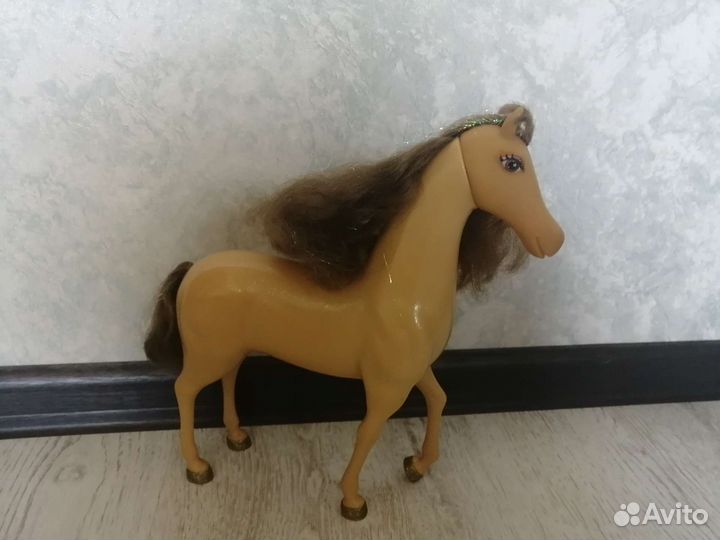 Лошадь для кукол