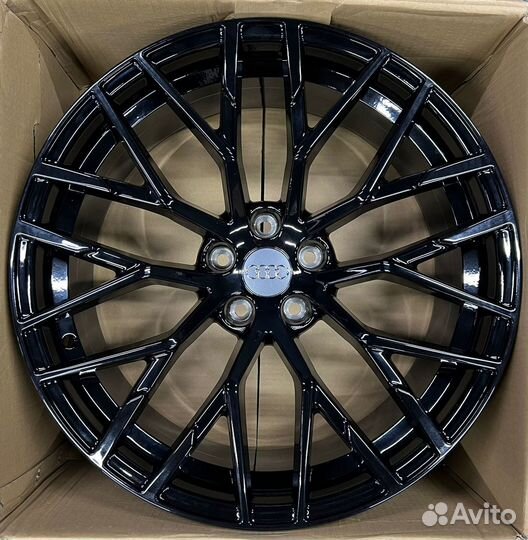 Диски на Audi Ауди Q8 R22
