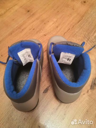 Лыжные ботинки