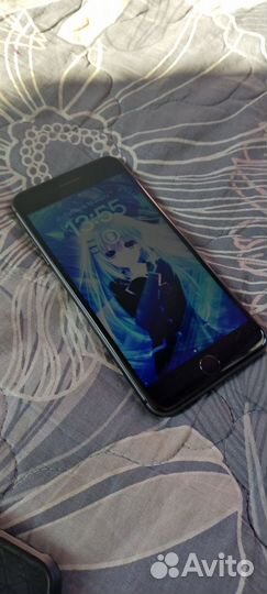 Телефон iPhone 8 plus 64гб