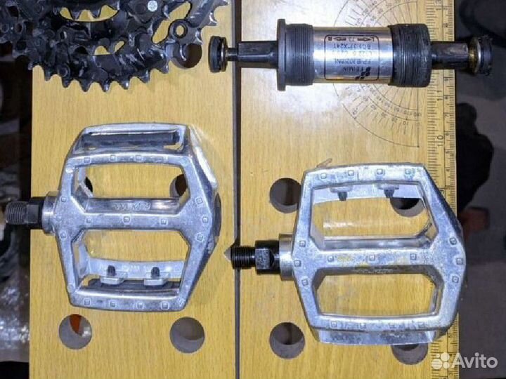 Каретка BC 1.37x24T 73mm 122mm