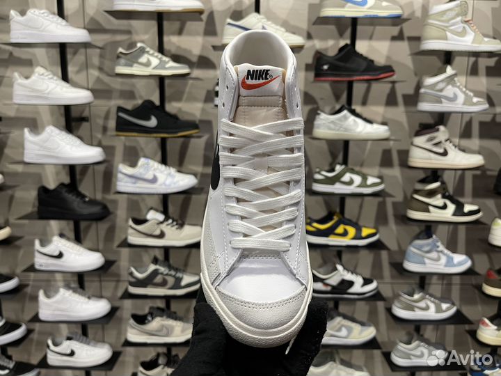 Кроссовки Nike Blazer Mid '77 Vintage White-Black