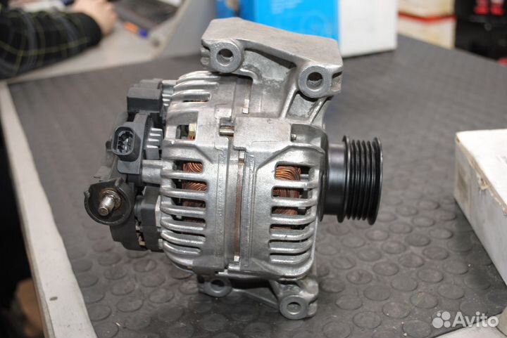 Генератор Opel Astra G, Vectra, Zafira 2.2 б/у