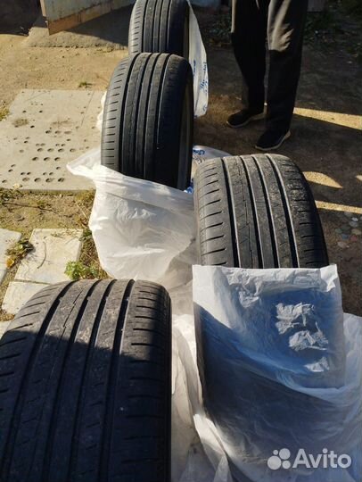 Yokohama 104ZR 215/50 R17 19B