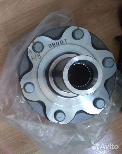 Ступица колеса переднего Toyota 43502-60201