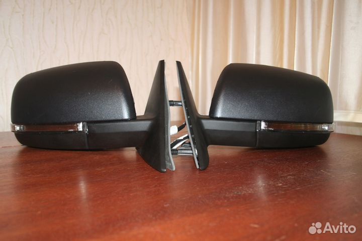 Поворотник Приора на зеркало