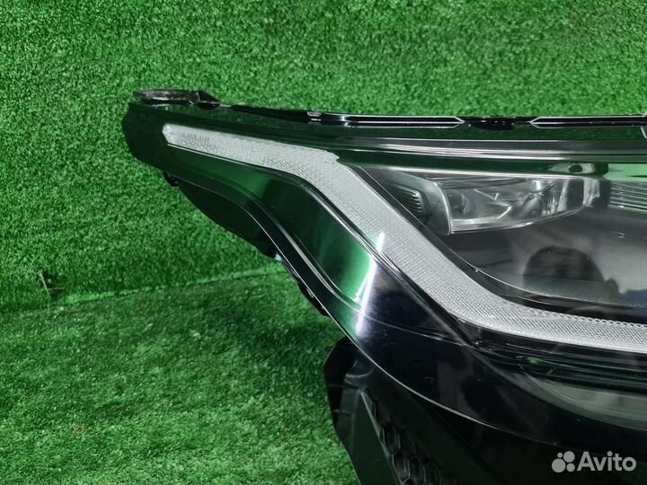 Фара правая Land Rover Range Rover Velar