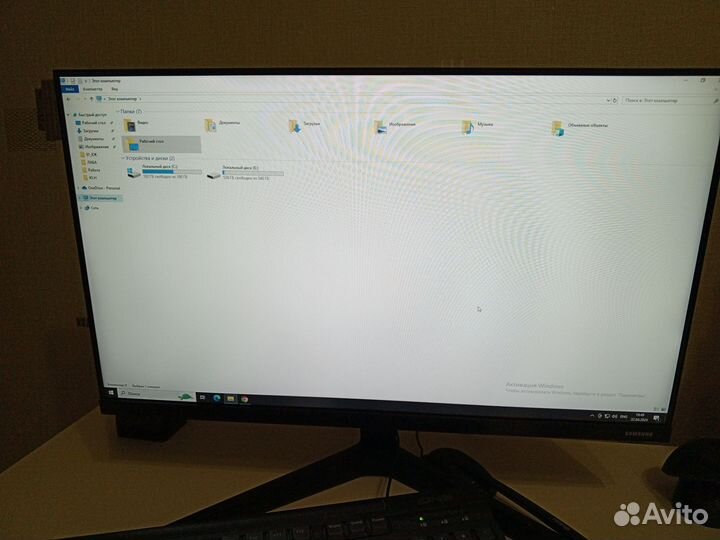 Продам компьютер I3 10100F RX570 8gb 16gb Z490