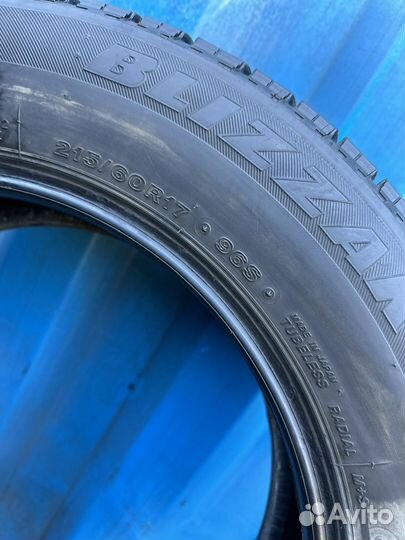 Bridgestone Blizzak Revo GZ 215/60 R17 96S