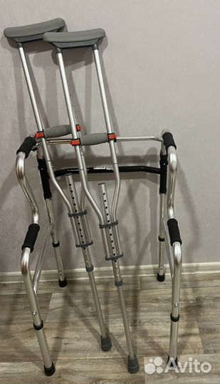 Ходунки для взрослых шагающие