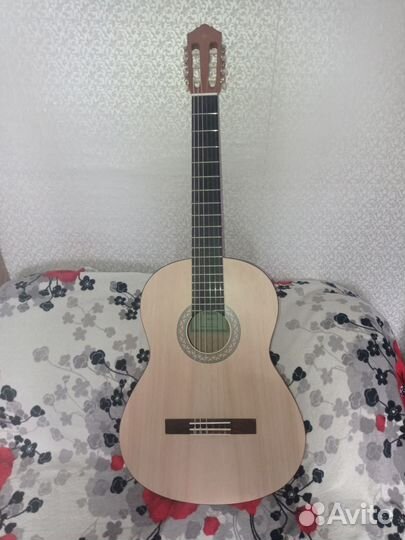Классическая гитара yamaha C40M