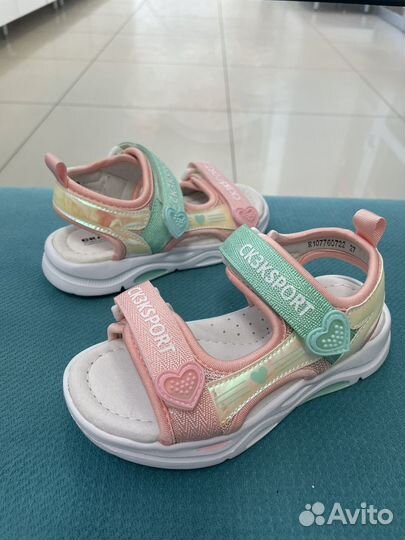 Босоножки для девочки 27 размер новые