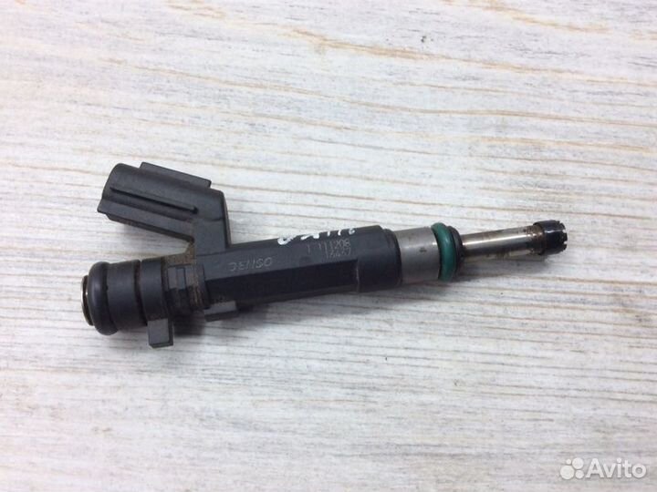 Форсунка инжекторная электрическая Nissan Juke F15