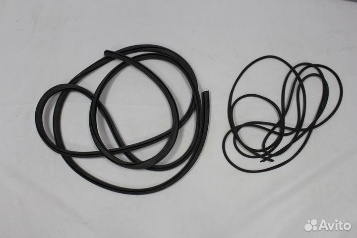 Уплотнитель лобового стекла 452, Буханка с замком