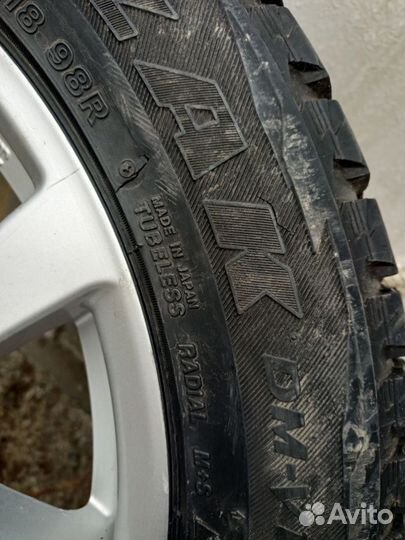 Bridgestone Blizzak DM-V1 225/55 R18