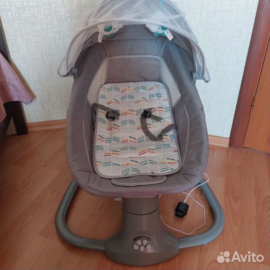 Шезлонг детский