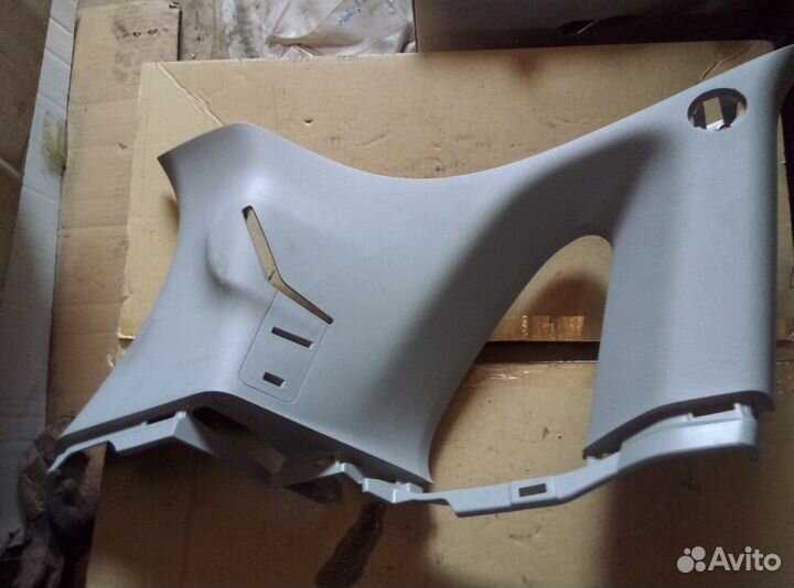 Обшивка задней стойки (верхняя) Mitsubishi ASX