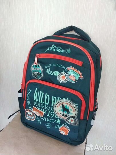 Рюкзак школьный для мальчика новый
