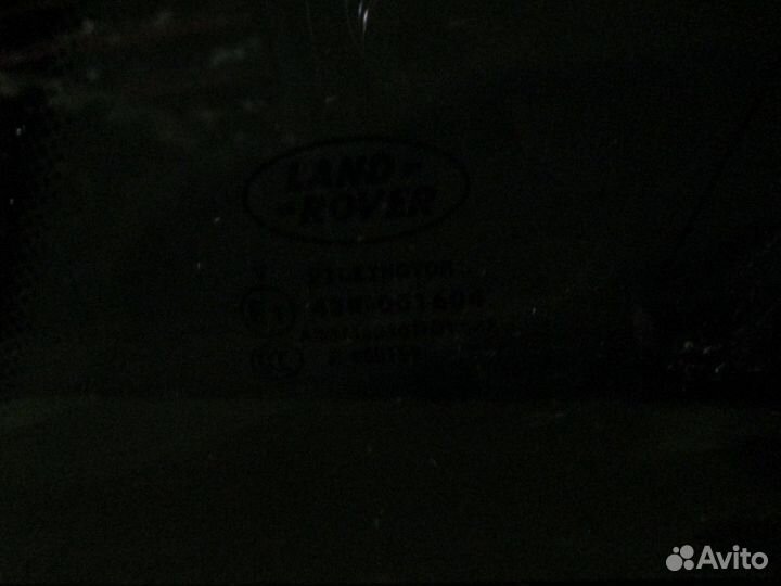 Стекло кузовное заднее правое