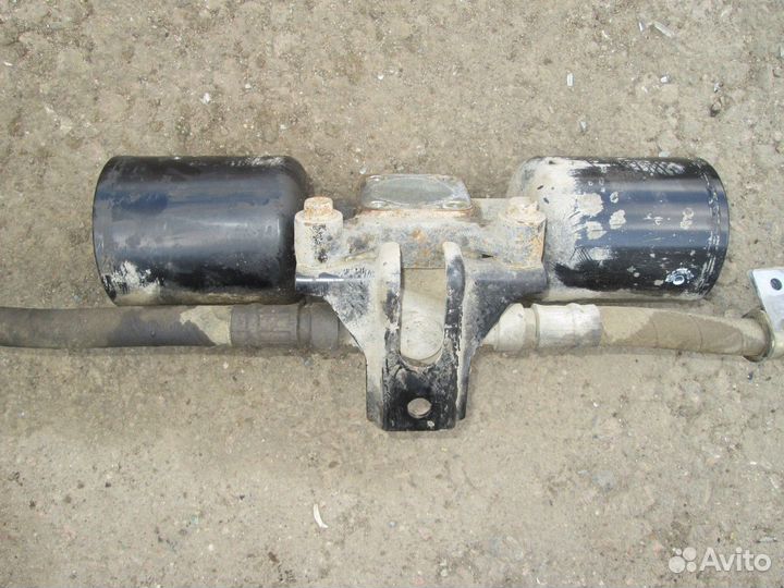 Гидроаккумулятор подвески передний левый