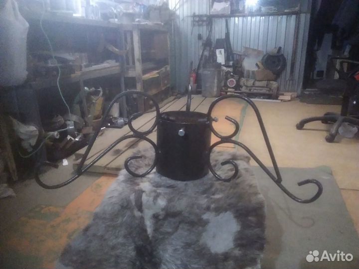 Подставка под елку