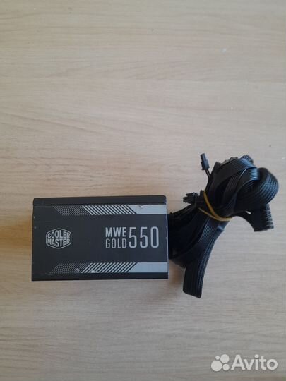 Блок питания Cooler Master MWE gold 550W