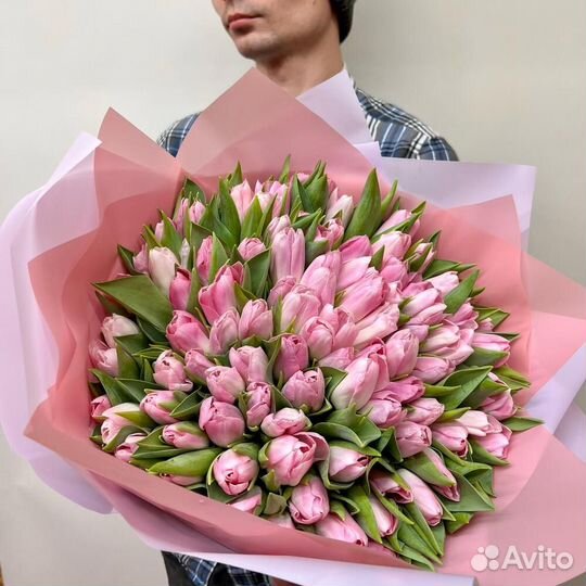 Букет 279 Сортовые тюльпаны розовые 101 шт